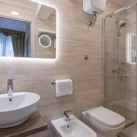 Hotel Hotiday Collection - Porta Pia 4*